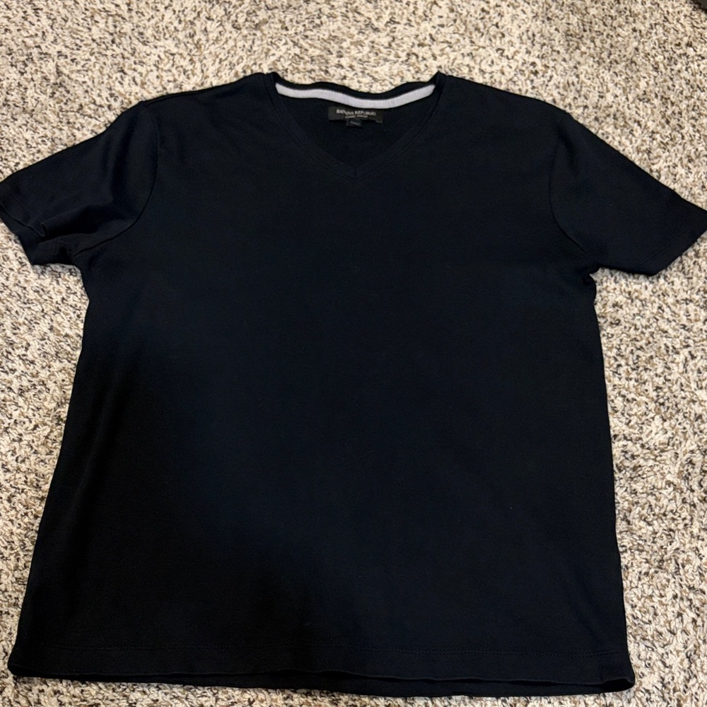 Banana Republic Men’s Black V-Neck Short Sleeve Tee - Classic Solid